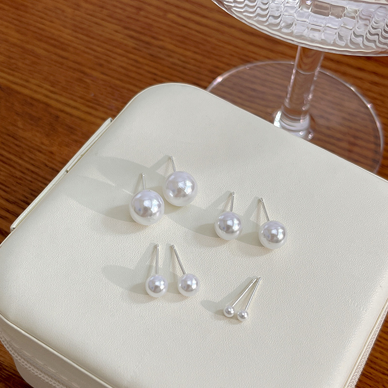 Picture of 925 silver needle Korean temperament simple pearl earrings Joker commuter exquisite round pearl earrings wholesale