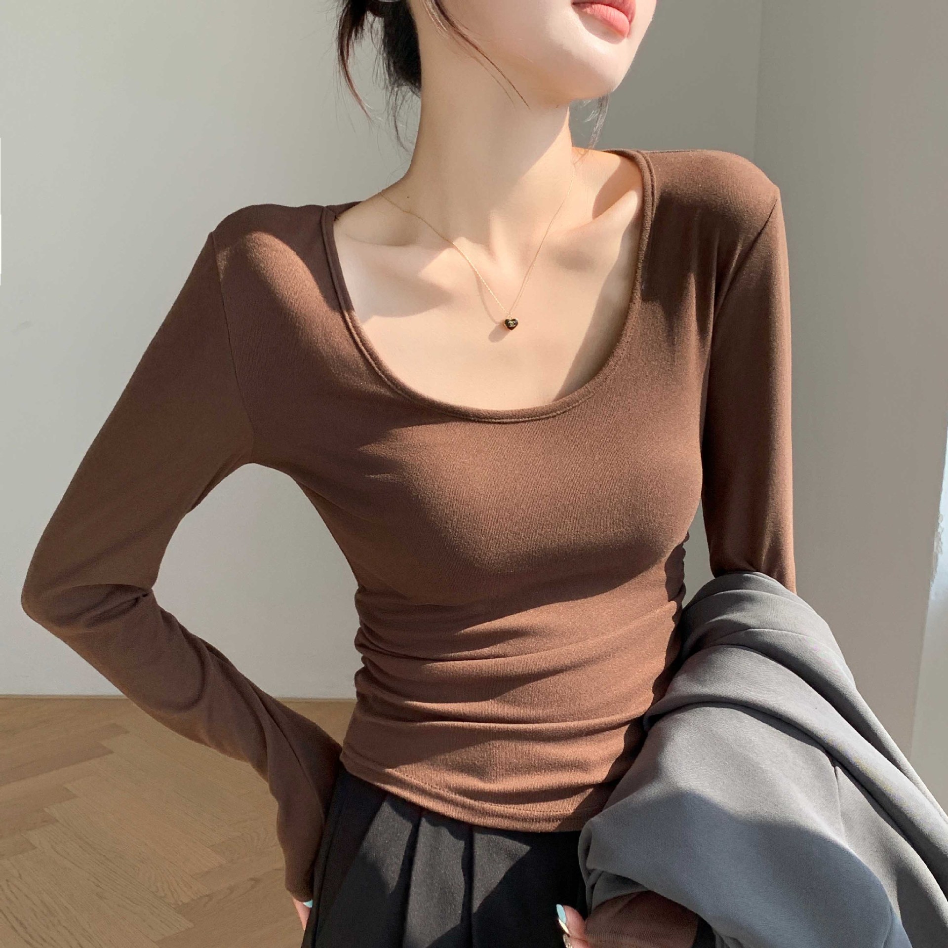 Cross-Border Coconut Velvet Large U-Neck Bottoming Shirt Brushed Inner T-Shirt Long-Sleeved Waist Slimming Flesh-Covering Pleated Top
