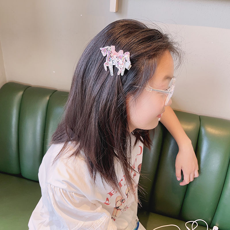 Picture of Cartoon Children's Hair Accessories Korean Color Sequins Unicorn Girls Hairpin Princess Birthday Headwear Liu Haihai Clip