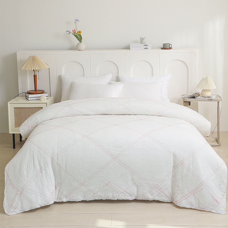 Picture of Factory wholesale quilt core summer household fiber quilt winter quilt spring and autumn quilt student dormitory quilt mattress four seasons universal