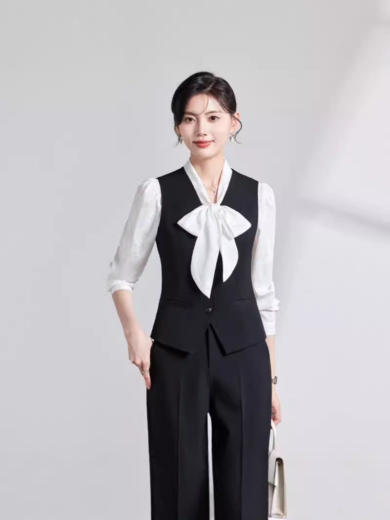 Picture of Women's waistcoat professional suit 2024 new 4S store hotel front desk reception tooling temperament waistcoat overalls women