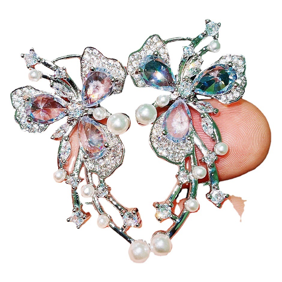 Butterfly Dream Series Heavy Industry Flower Shape Earrings Fashion Light Luxury and Gentle Super Fairy Bow Earrings for Women