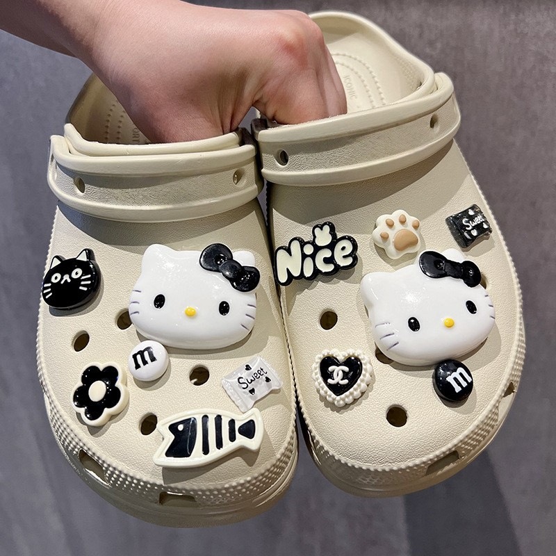 Cartoon Cat Black Clogs Accessories Shoe Buckle High-End Clogs Flower Decorative Buckle Female DIY Accessories