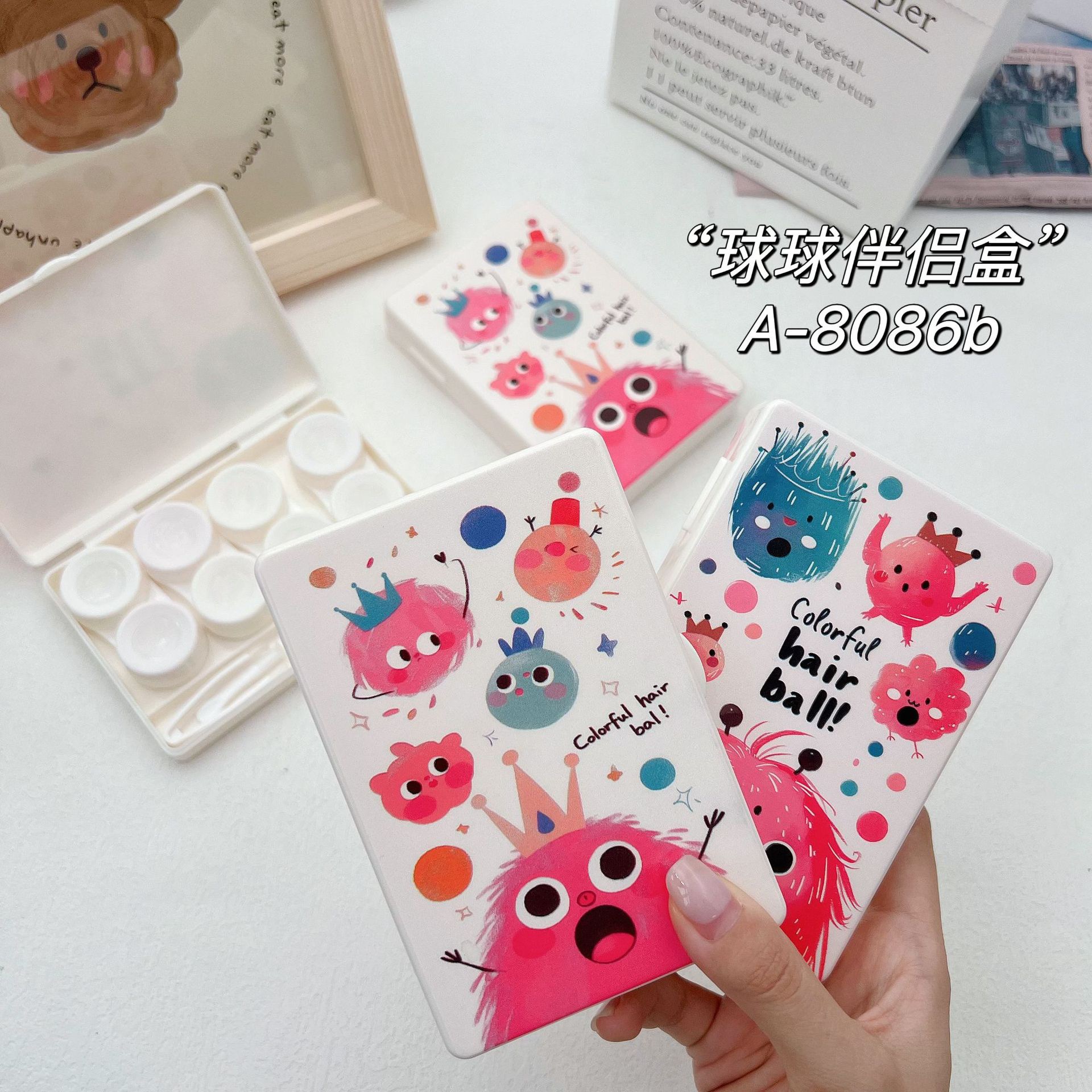 Picture of New cute cartoon beauty pupil box companion box invisible duplex glasses box 8086 four pairs [pattern mixed hair]]