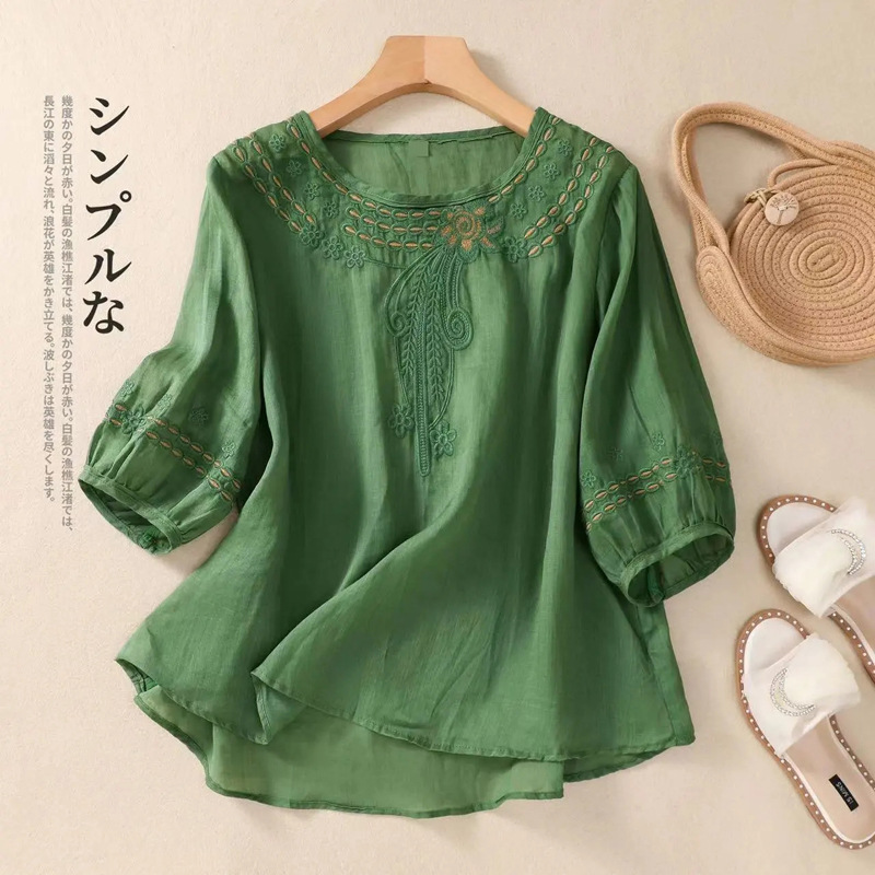 2024 Summer New Artistic Vintage Cotton and Linen Embroidered Half-sleeved Top Elegant Slimming Loose All-match Pullover Shirt