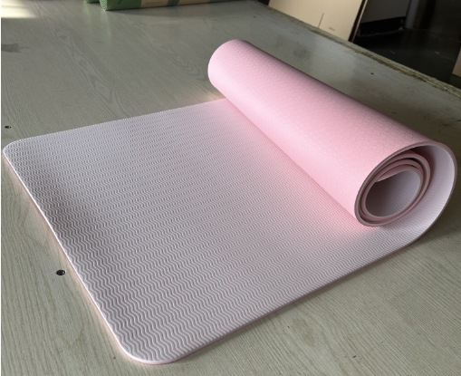 Picture of Spot Manufacturer Wholesale Tpe Two-Color Yoga Mat 183*61*0.6 Sports Fitness Mat Portable Dance Practice Mat