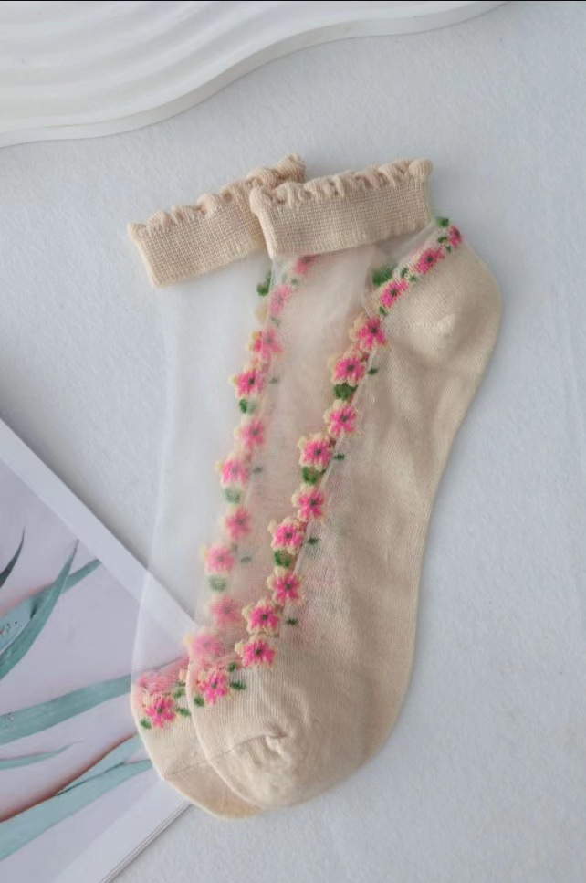 Picture of Floral Glass Silk Women's Summer Short Socks Japanese Style Cute Fresh Style ins Short Socks Cotton Bottom Sweat Absorbing Breathable Socks