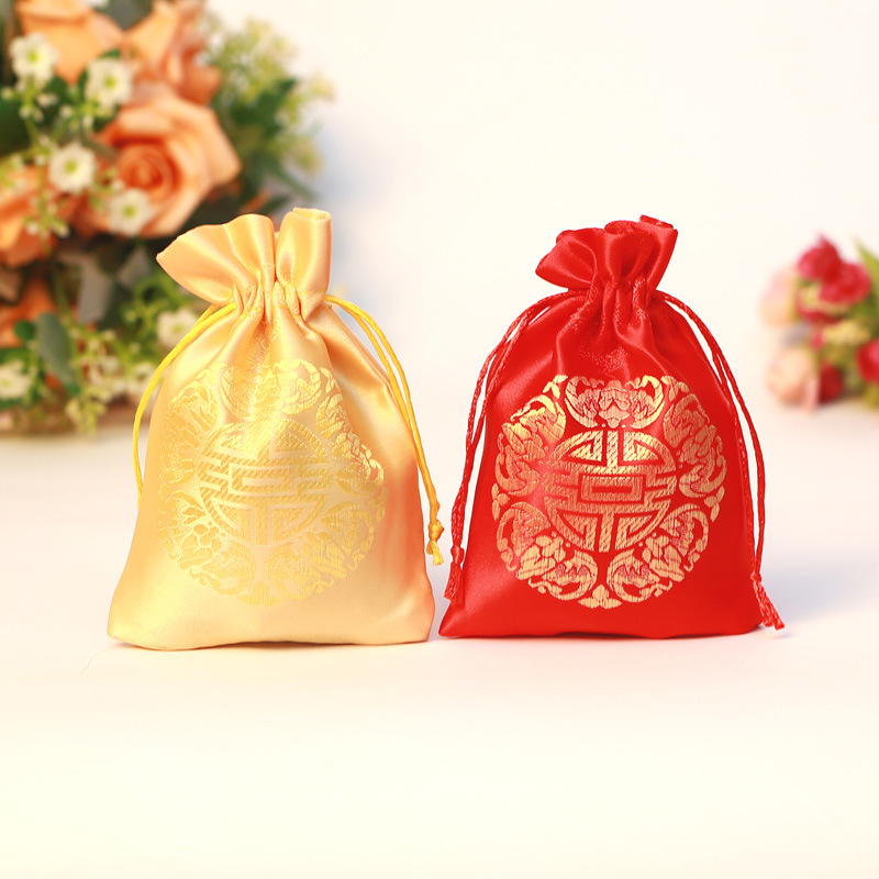 Picture of Wedding supplies wholesale brocade wedding candy bag wedding candy box wedding candy bag gift bag non