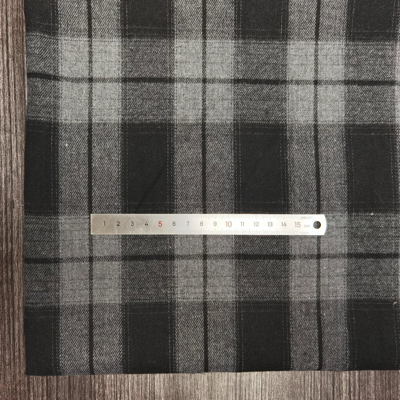 Picture of Spot twill sanding cotton plaid children's shirt plaid fabric 21 yarn-dyed flannel decorative fabric