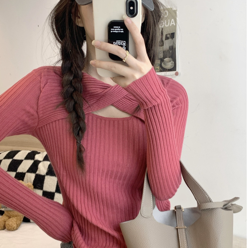 Picture of Designed Cut Out Long-Sleeved Knitwear Women's Autum K-Style New Slim Fit Elastic Inner Bottoming Top
