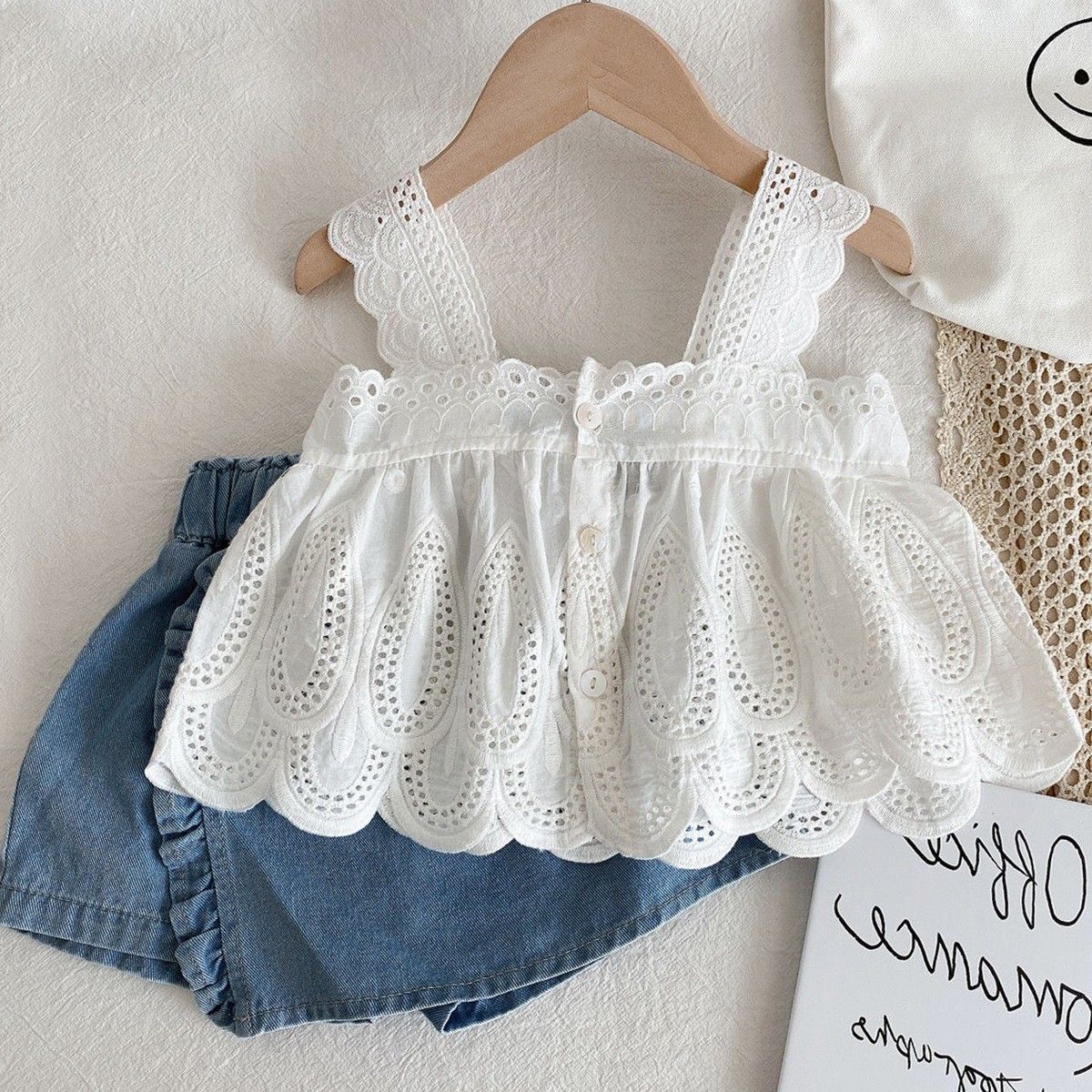 2024 New girls' summer clothes suit fashionable baby girls' sleeveless top children's western style vest sling two-piece suit
