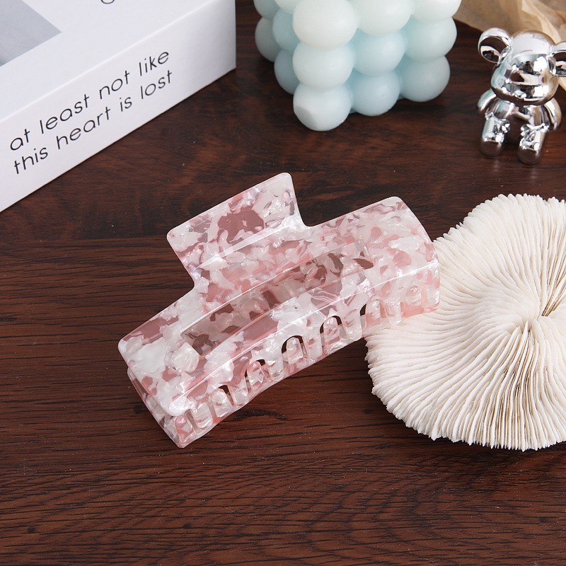Picture of Tulip Cherry Grab Clip Premium 2024 New Maillard Grab Clip Cute Dalmatian Shark Clip Hair Accessories