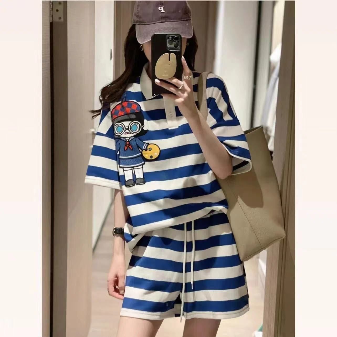 Picture of Girls Summer Suit 2025 New Thin Style Polo Collar Quick-Drying Basketball Uniform Summer Casual Two-Piece Set