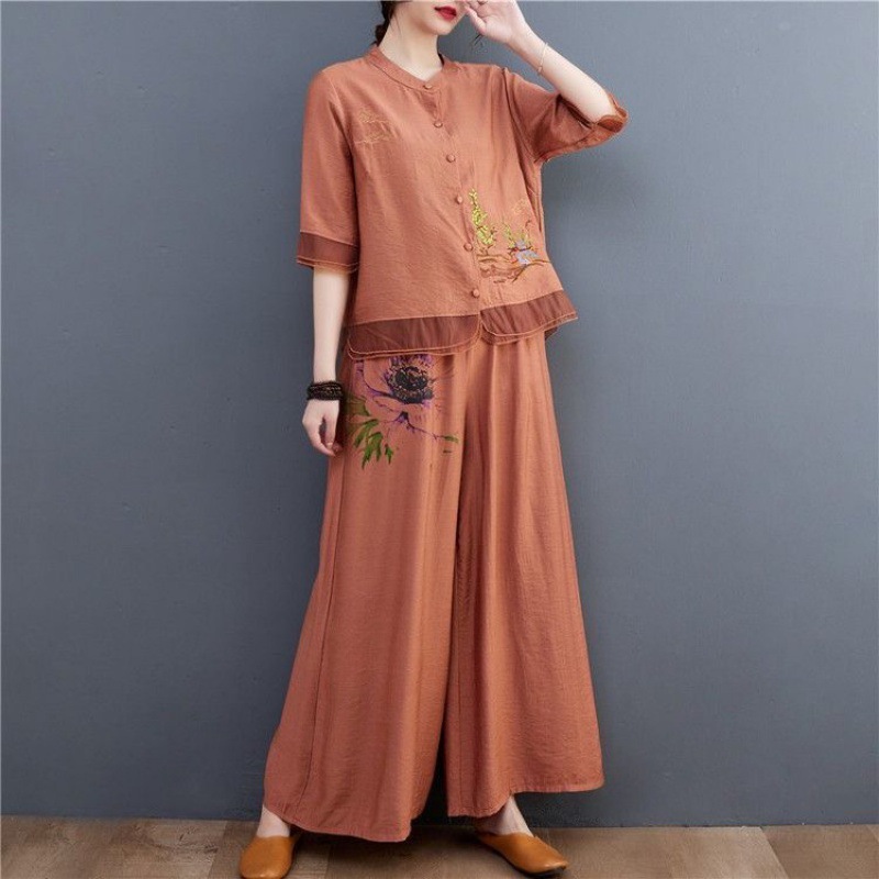 Picture of Middle-aged and elderly women's summer two-piece embroidered cotton and linen short-sleeved top western-style mother's fashionable wide-leg pants set