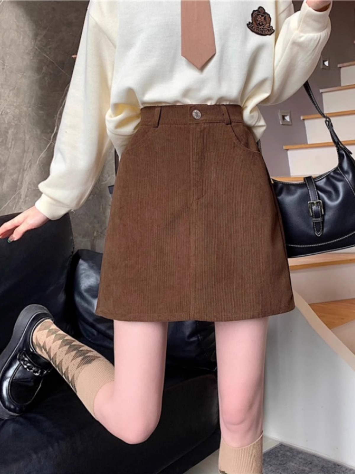2023 autumn and winter New elegant corduroy skirt women's high waist slimming sheath skirt small A- line skirt