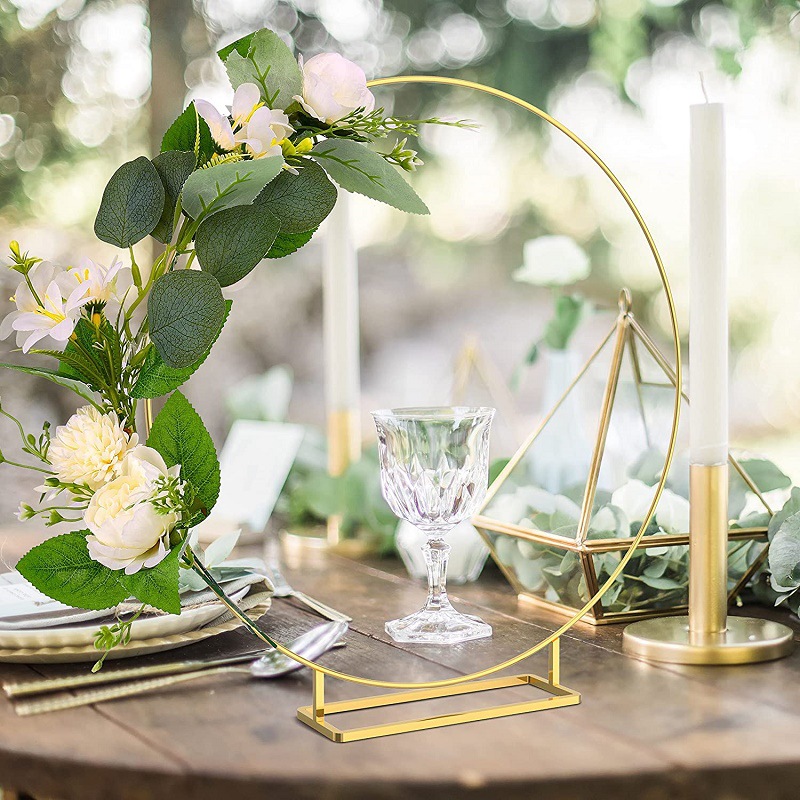 Picture of Creative Metal Garland Iron Ring ins Wind Circle Garland Simulation Flower Large Circle Ornaments Desktop Decorative Ring