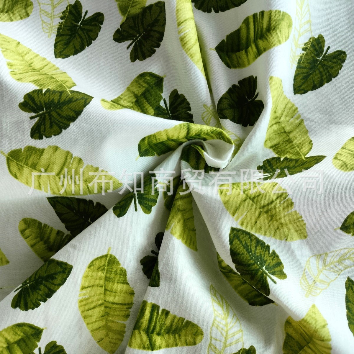 Cross-border hot-selling pure cotton twill fabric, white base with green leaves, home wear decorative fabric, sold by meter