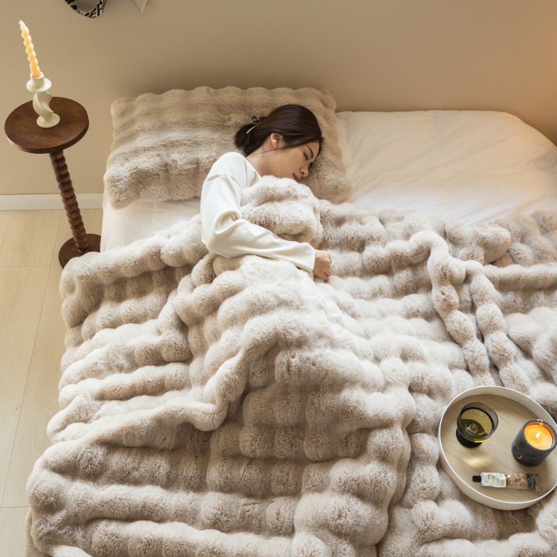Picture of Tuscan blanket imitation rabbit blanket bubble velvet blanket double-sided thickened office nap blanket sofa blanket
