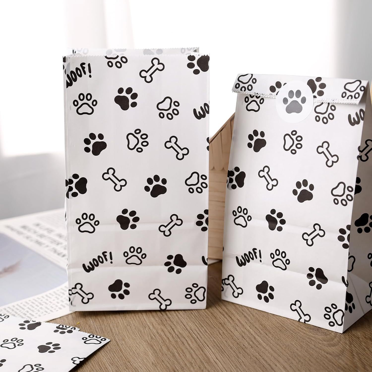 Animal Footprint 24 Bones Cartoon Internet Celebrous Gift Cross-border Packaging Wholesale Children's Kraft Paper Bag Gift Bag Square Bottom