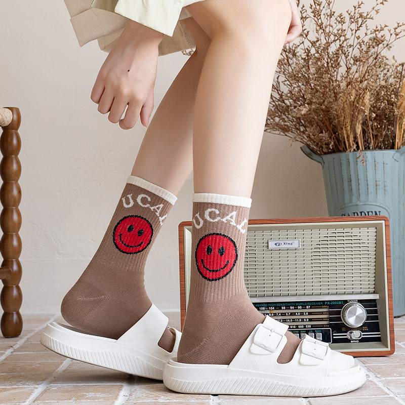 2023 Socks Women's Autumn and Winter Ins Trendy Internet Popular with Shark Pants Cotton Outer Wear Autumn Stockings Red Smiley