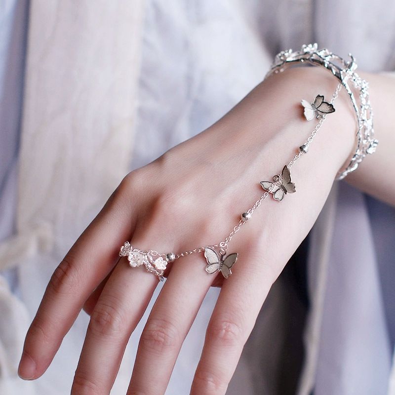 Heavenly Blessing Flower City Silver Butterfly Bracelet Antique Hanfu Ring Bracelet One-piece Ancient Suit Bracelet Jewelry Gift Accessories