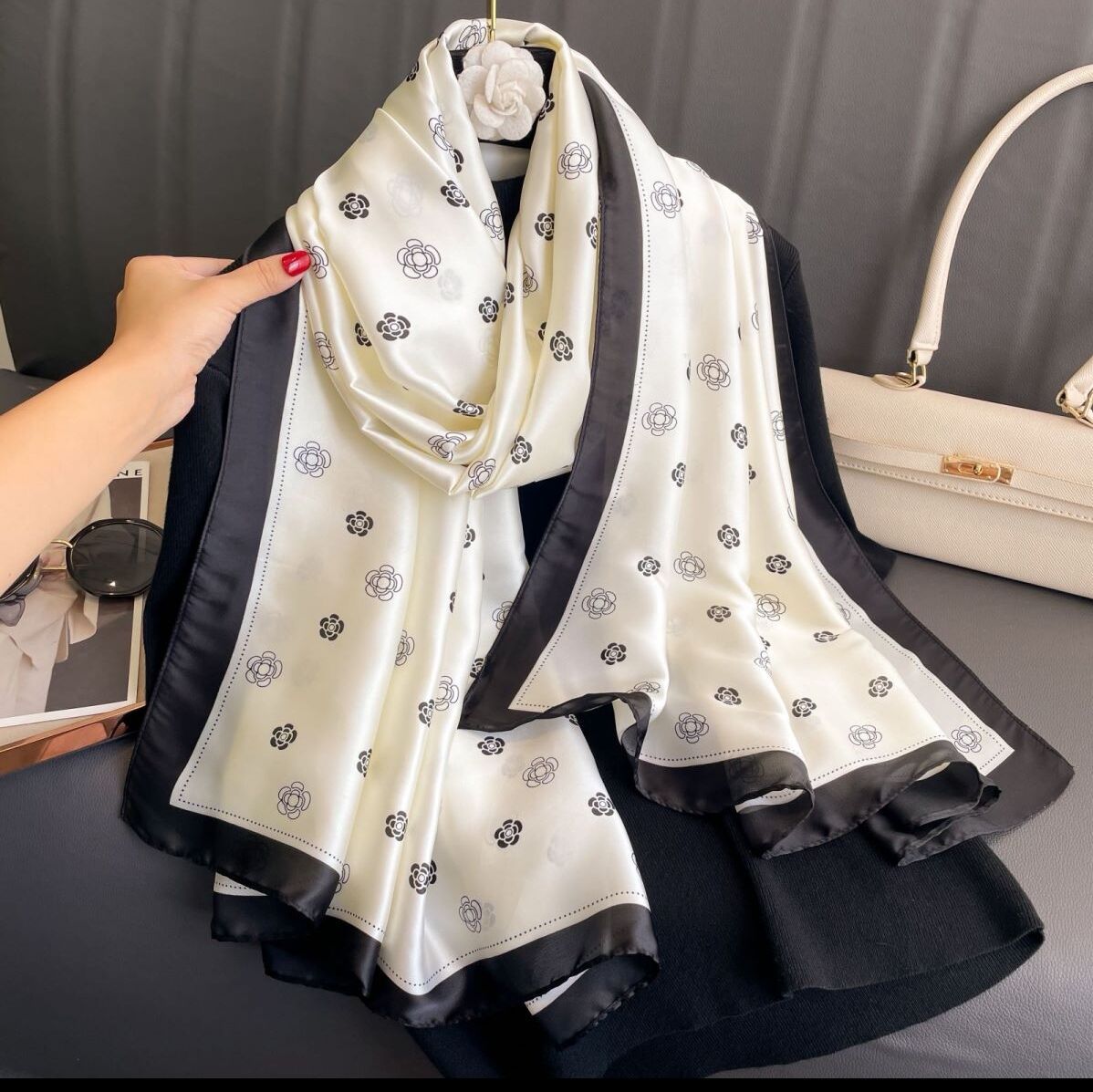 New Style Small Camellia Fashion Silk Scarf Women's Summer Sunscreen Beach Towel Women's Shawl Decorative Scarf