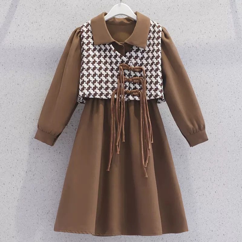 Big Girl's spring and autumn two-piece suit Girl's online red fashionable fashionable fashionable dress autumn fashionable clothes 8-year-old 9