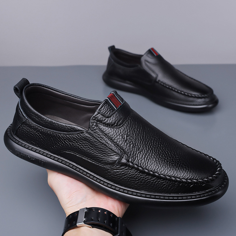 Top layer cowhide casual leather shoes men's new leather soft-soled soft-faced beanie shoes in the fall of 2025 are versatile middle-aged and elderly men's shoes