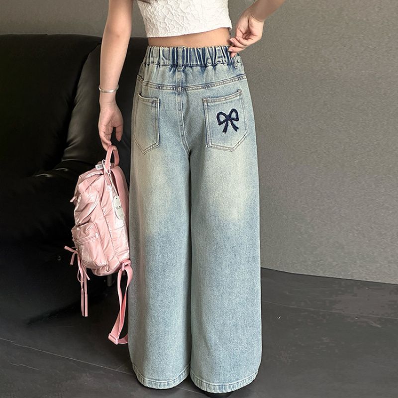 Picture of 2506 Bow Embroidered Jeans