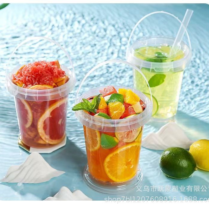 Food grade portable 500 700 1000ml transparent milk tea bucket with lid perforated fruit tea overlord bucket beverage cup