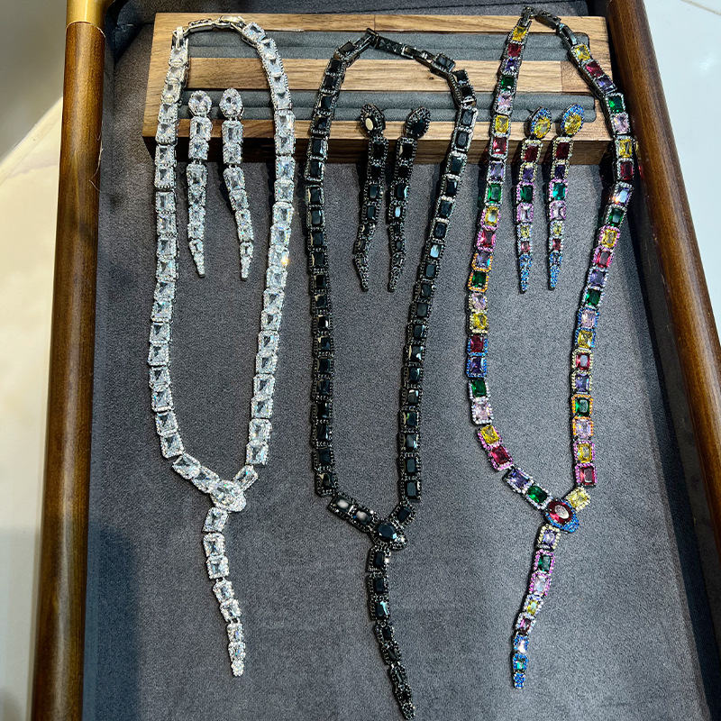 Picture of Treasure Series Snake Head Gaoding Heavy Industry Jewelry suit Magazine French Fashion High-end Sense Zirconium-plated Rhodium-plated Year of the Snake Necklace
