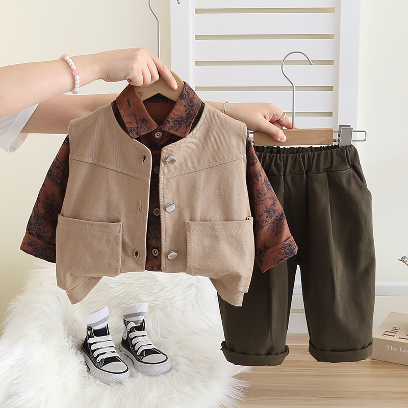 Picture of Boys' Handsome Casual Workwear Pocket Vest suit Children's Autumn Western-style Outfit Fashionable Children's Three-piece Cool Suit