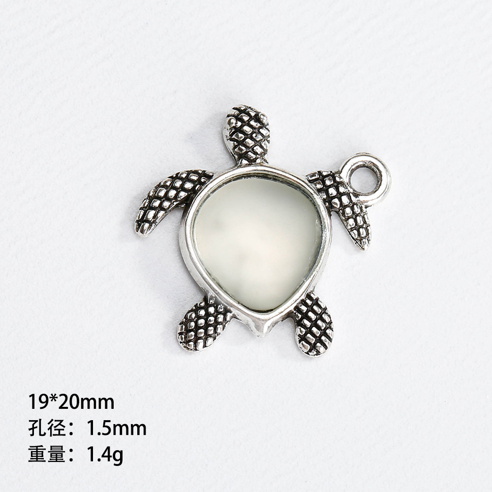 Picture of Foreign trade hot sale retro alloy simulation Diamond tortoise pendant Xizang silver DIY bracelet necklace pendant Accessories Wholesale