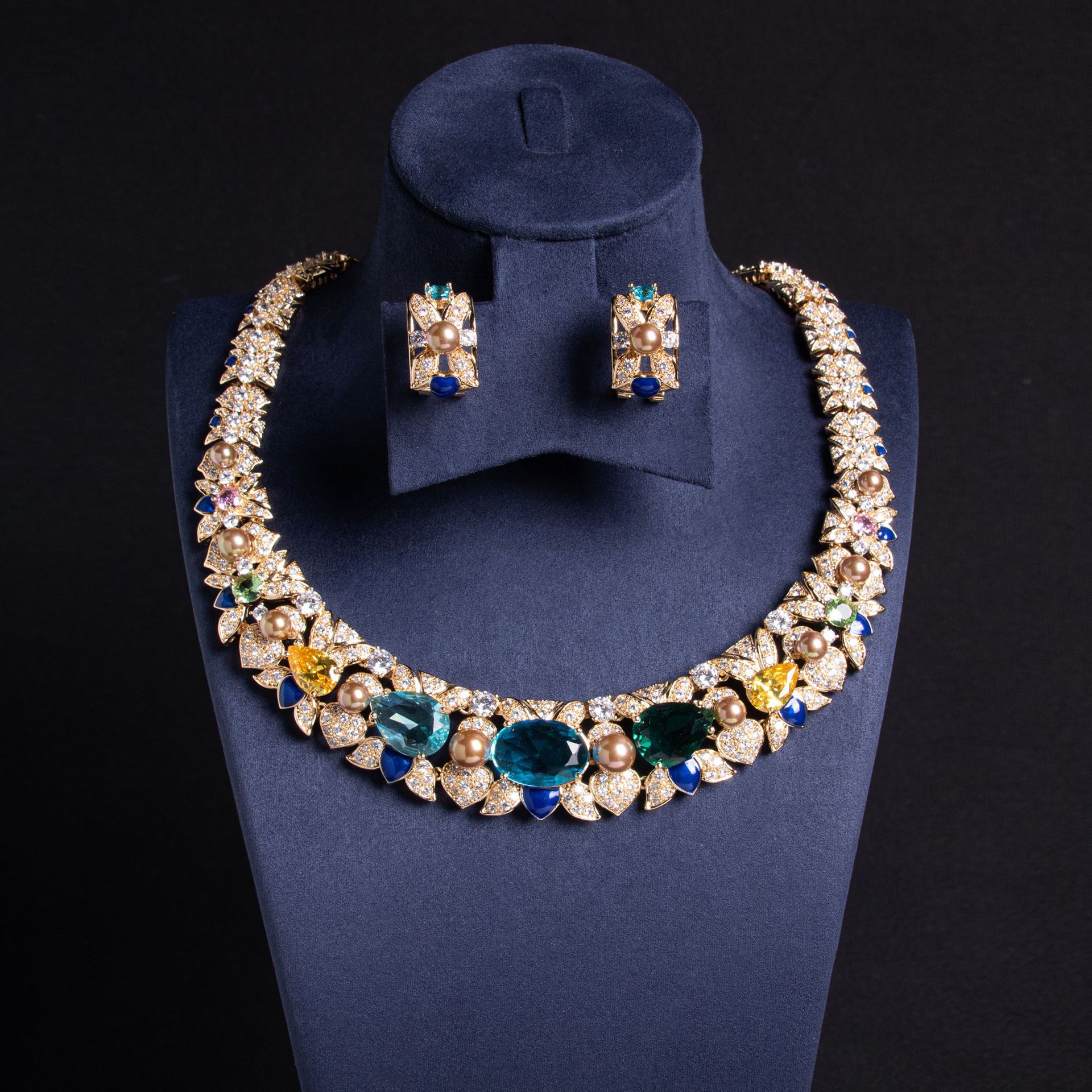 Cross-border AliExpress Explosions Heavy Industry Irregular Geometric Square Full Zircon Necklace High-grade Temperament suit Jewelry