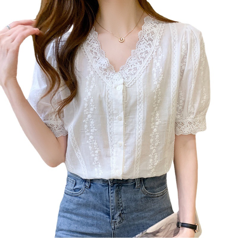 Summer thin lace shirt women's summer wear 2024 new trendy short V-neck top design sense niche short sleeve t-shirt