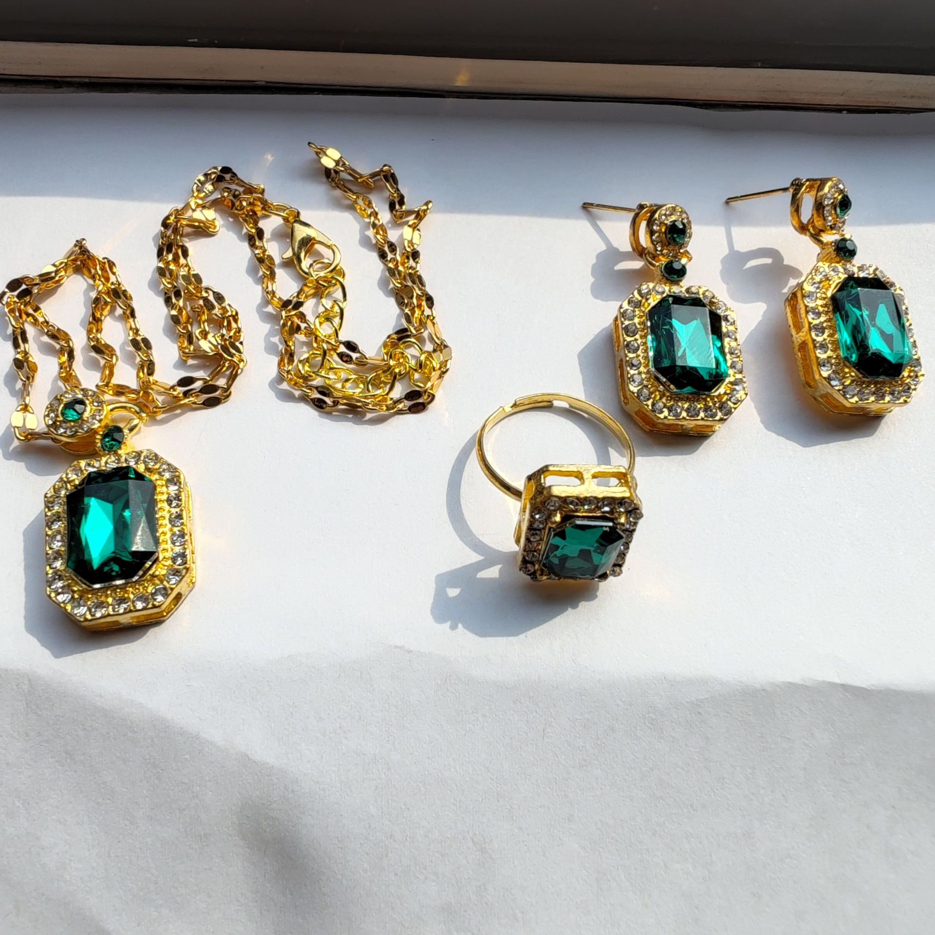 European and American Autumn and Winter New Zircon Emerald Jewelry suit Party Gem Earrings Ring Necklace Three-piece Set for Women