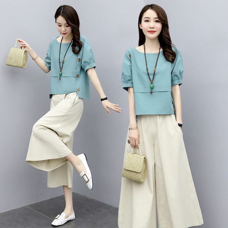 Loose Two-piece Short-sleeved Summer 2024 New Women's Fashion Stylish Age-reducing Wide-leg Pants suit Loose Slimming