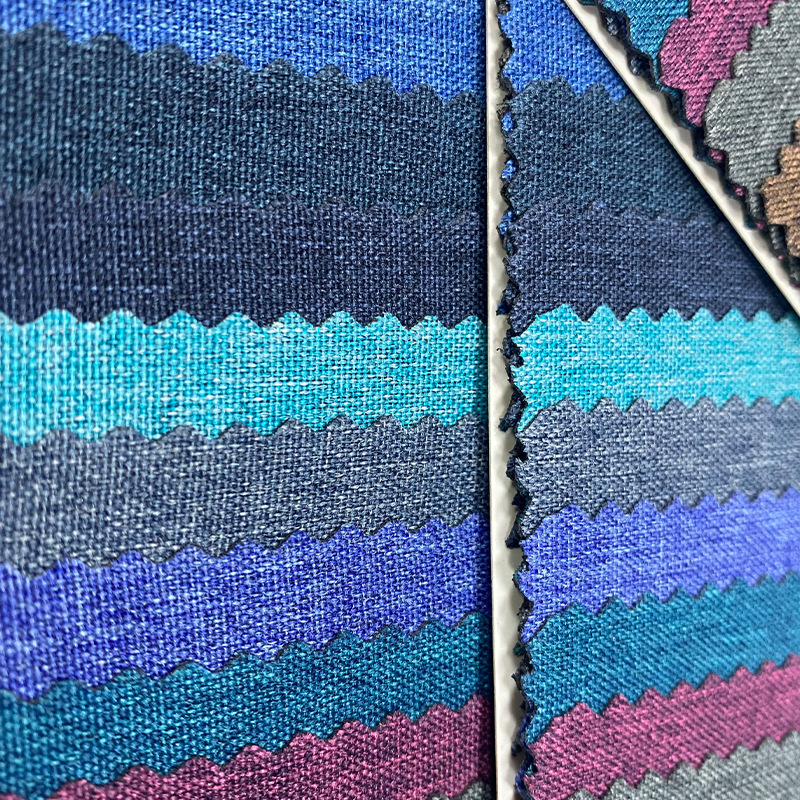 Factory supply spot wholesale 300D cationic new European standard cloth PVC frosted Ant cloth luggage fabric
