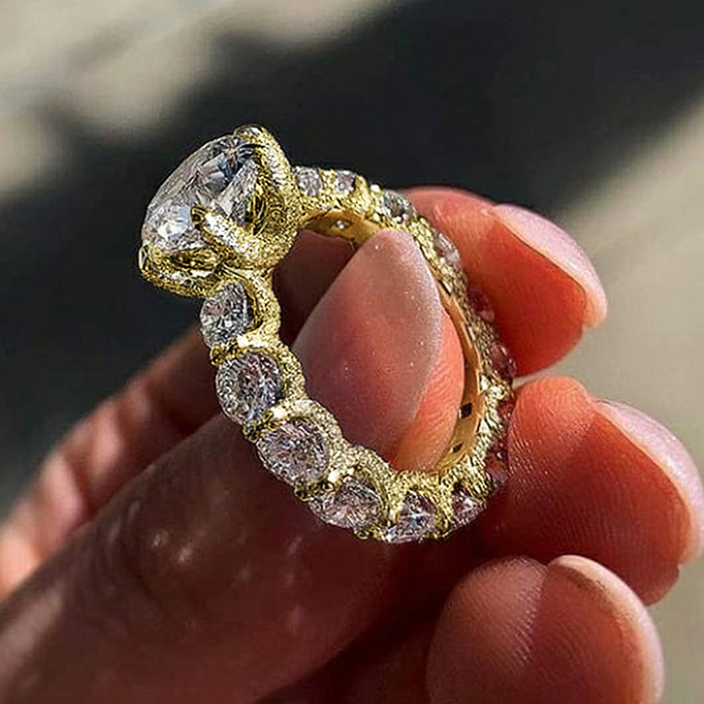 Cao Shi Ring Niche High-End Casual Women's Flower Language Imitation Diamond Wedding Ring Copper Inlaid Zircon Ring Jewelry Hot Sale