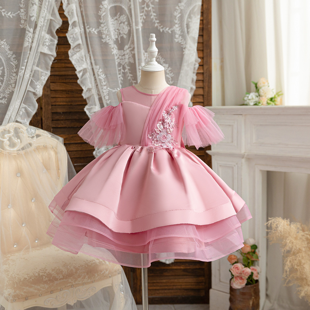 Picture of Girls' Princess Dress Birthday Autumn and Winter Show Performance Host Piano Performance Long-sleeved High-end Children's Evening Dress