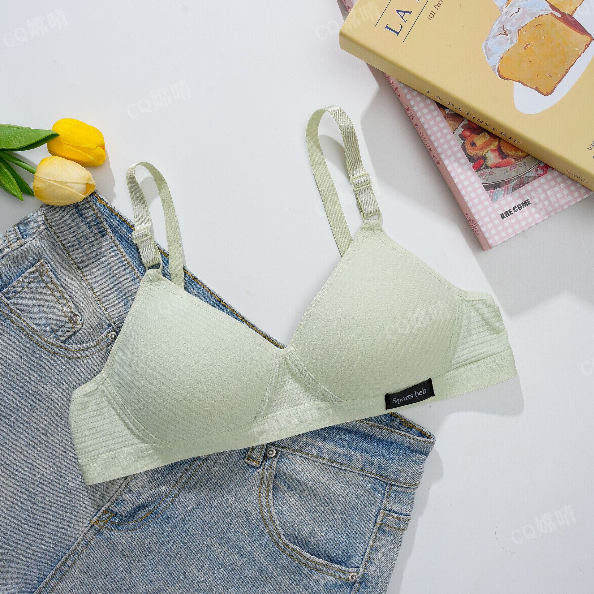 Picture of Cross-Border Southeast Asian Underwear Student Cotton Wire-Free Girl Amusement Park Thin Bra Simple Push-Up Bra