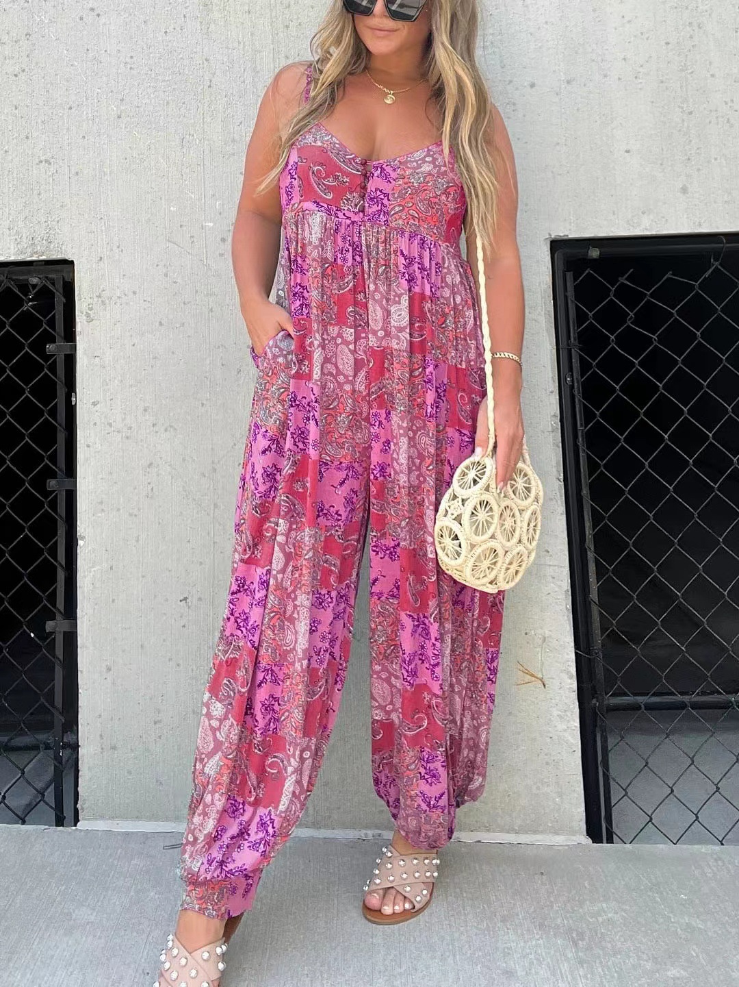 Picture of 25 Amazon Wish Unique Cross-Border Hot Product Ebay Women's High Waist Trendyy Loose Printed Shoulder Strap Jumpsuit