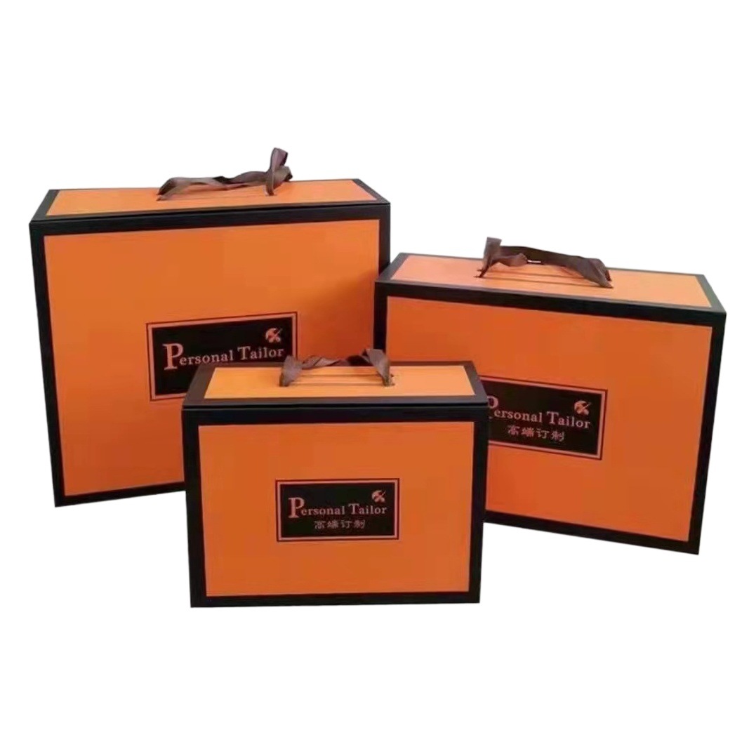 Authentic European and American Designer Brand Scarf Boxes, Clothing Gift Boxes, Bag Boxes, Gift Shopping Bags, Complete Set in Stock