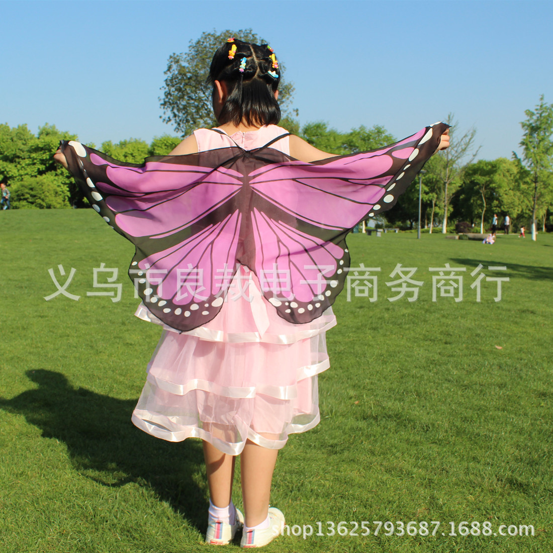 Picture of Halloween Cloak Butterfly Halloween Cloak Butterfly Decoration Butterfly Halloween Small Butterfly Wholesale