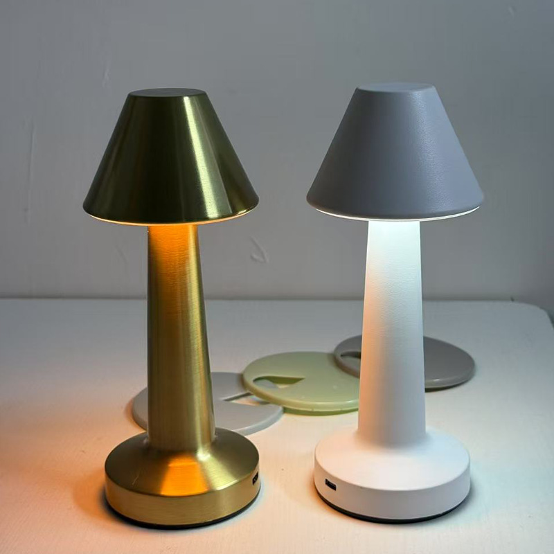 Cross-Border Led Rechargeable Night Light Hotel Cafe Bar Bedroom Bedside Desktop Simple Atmosphere Mushroom Table Lamp