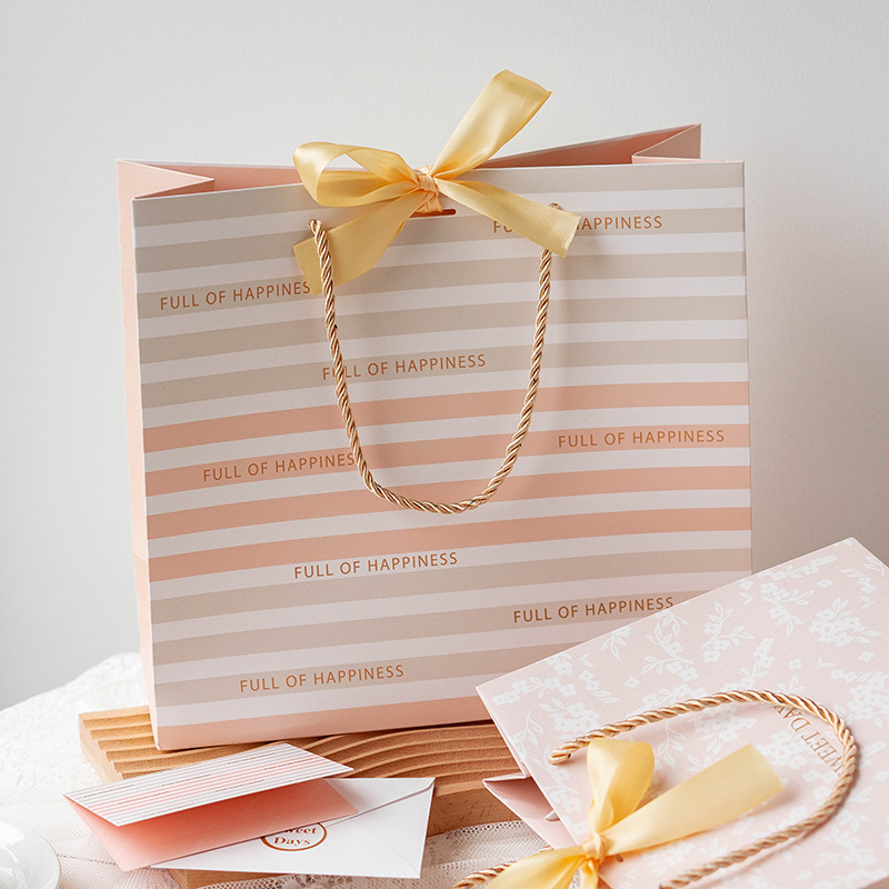Senyuye Holiday Gift Packaging Bag Creative Retro Simple Paper Bag Handbag Bow Gift Bag High-End