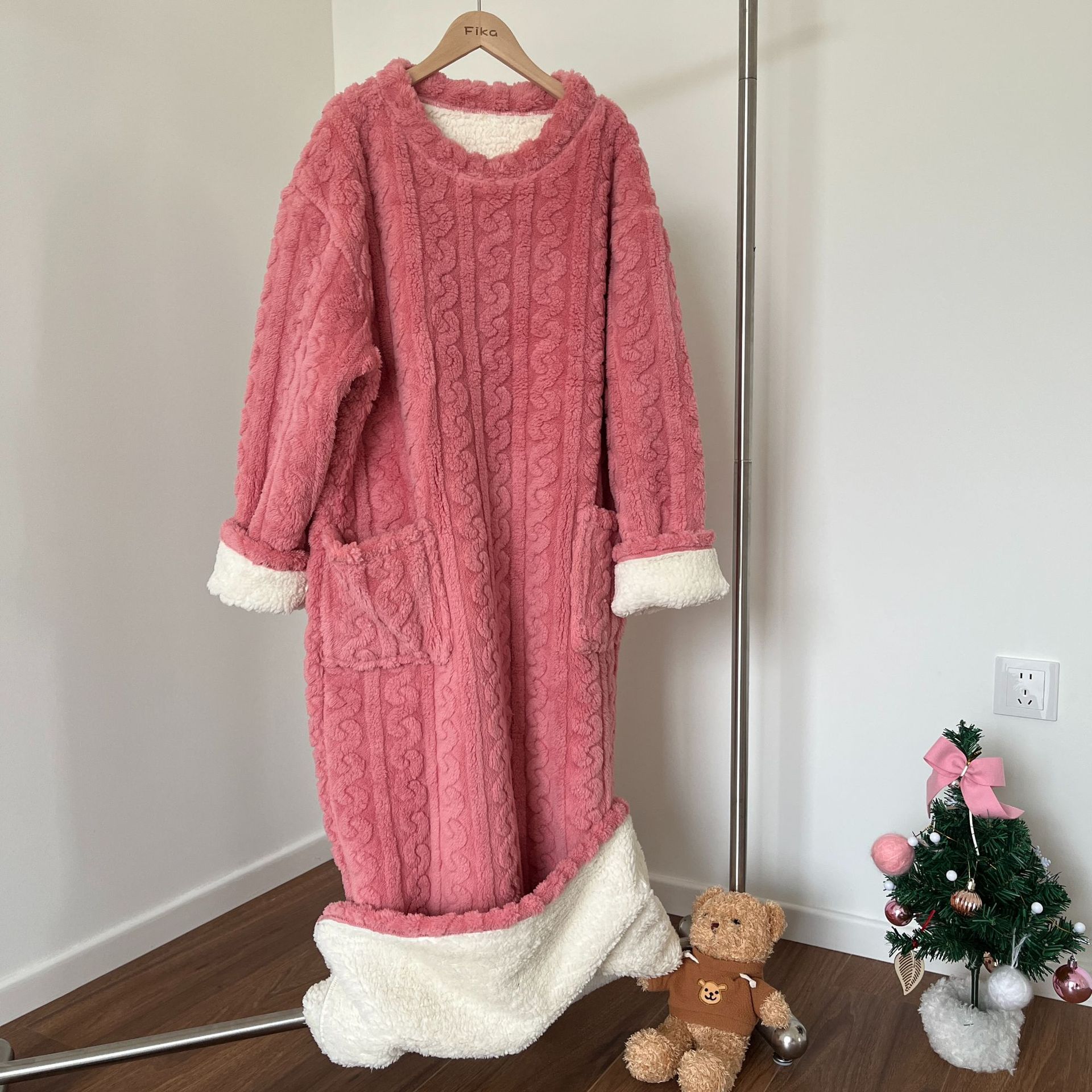 Picture of [Original Real shot] walking quilt coral velvet jacquard nightgown winter pajamas warm homewear nightdress