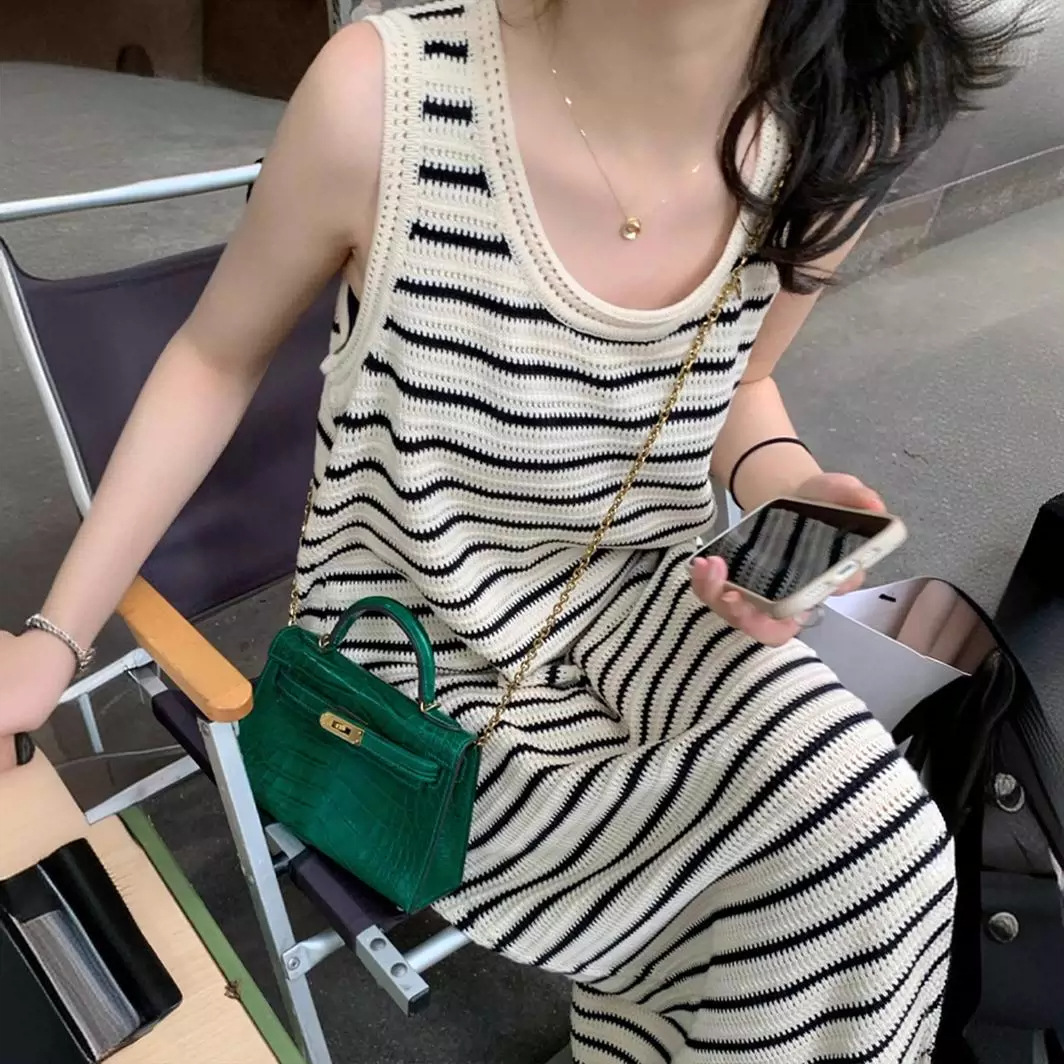 Picture of Sleeveless Striped Knitted Dress Loose Long Skirt Slit Round Neck Factory Summer New Slim Versatile Vest Dress
