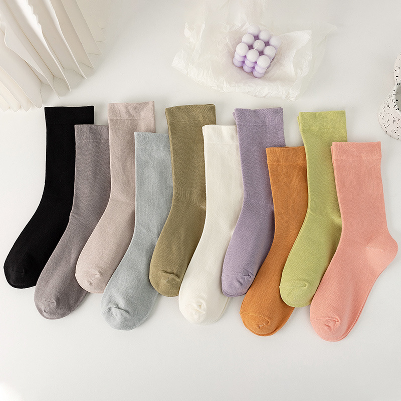 New socks children's autumn and winter piled socks mid-length socks candy-colored pure cotton women's socks black and white solid color plain stockings