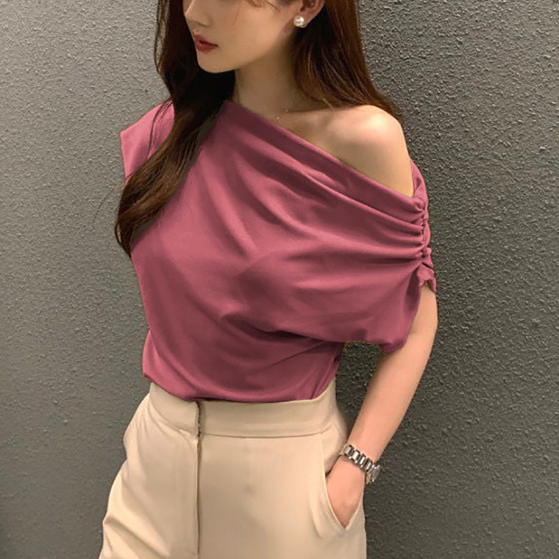 Picture of South Korea Chic Top Summer New Niche Irregular Slant Shoulder Design Sense Loose Solid Color Pullover Short-sleeved T-shirt
